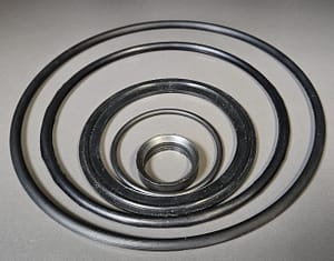 Производство уплотнительных колец из резины на заказ