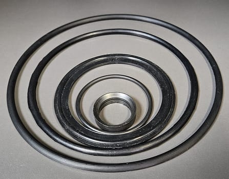 производство резиновых уплотнительных колец на заказ