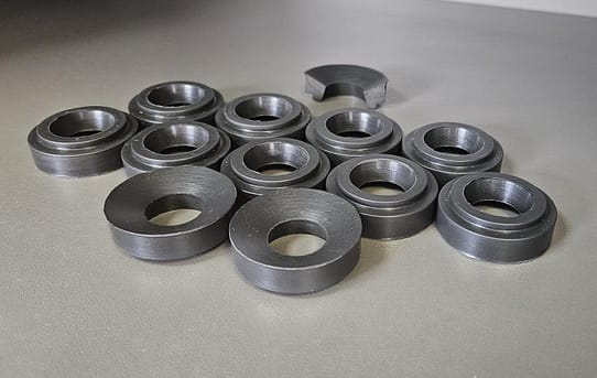 Изготовление уплотнений для линий розлива